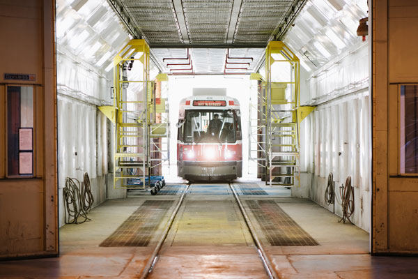 Students toured the D. W. Harvey Workshop, where TTC buses and streetcars are repaired. (Photo: Alan Yusheng Wu) 