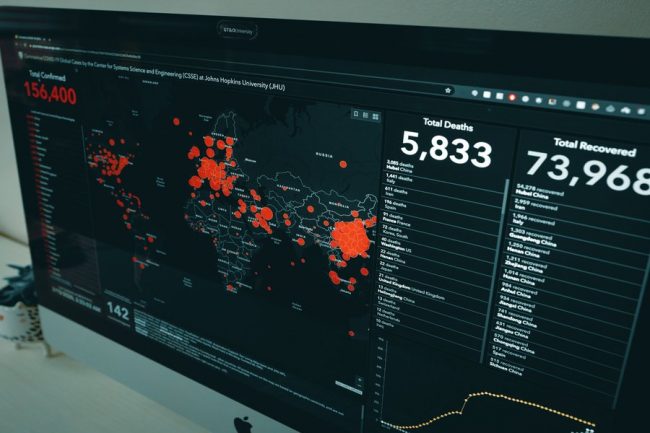 Professor Dionne Aleman’s (MIE) research uses agent-based data to simulate a pandemic outbreak in urban areas. (Photo: Clay Banks / Unsplash) 