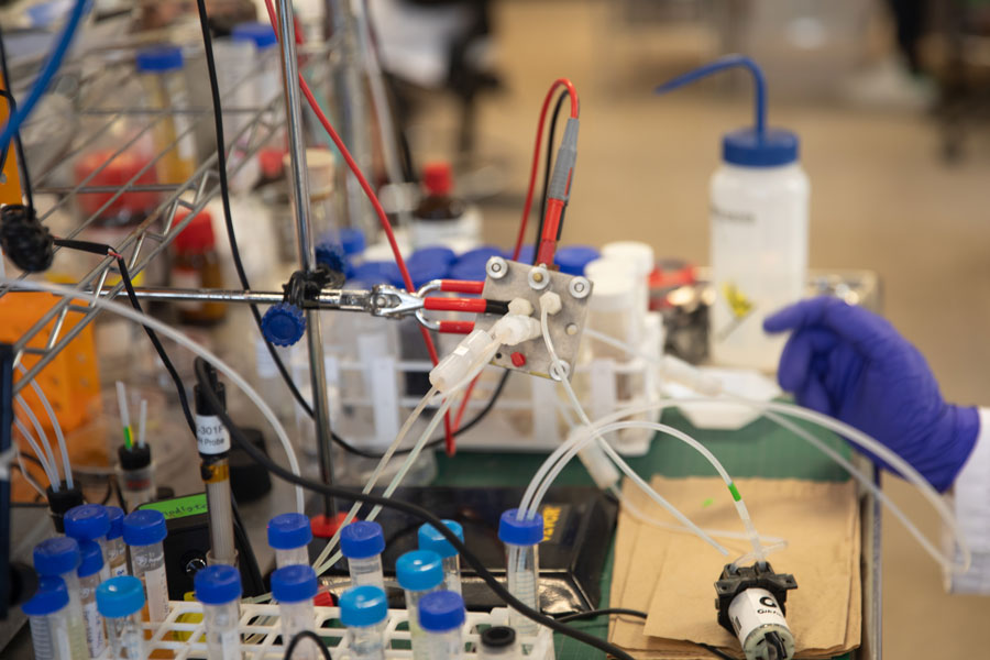 Electrochemical device in Sinton lab