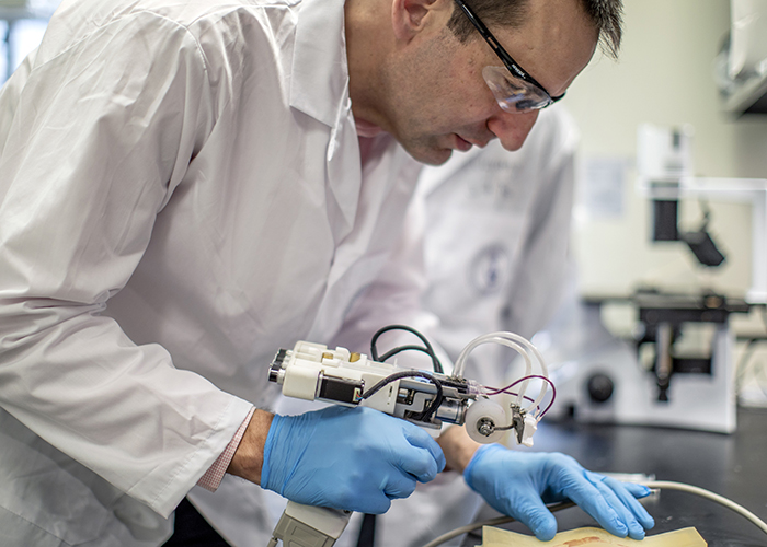 Axel Guenther, Associate Professor Department of Mechanical and Industrial Engineering
Institute of Biomaterials and Biomedical Engineering, November 23, 2018. (photo by Nick Iwanyshyn)