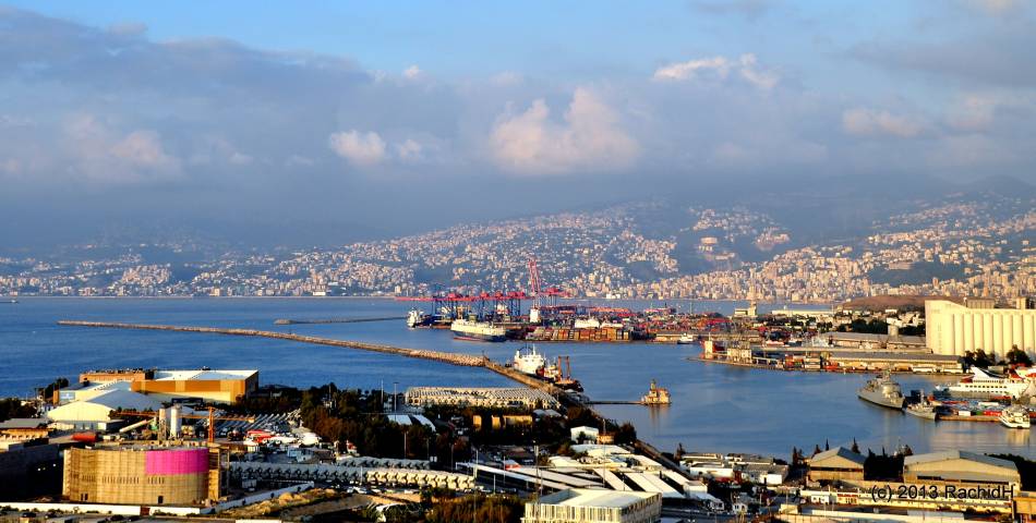 A photo of Beirut’s harbour taken in 2013. (Photo: Rachid H, via <a href="https://www.flickr.com/photos/rachidh/9335102510/">Flickr</a>) 