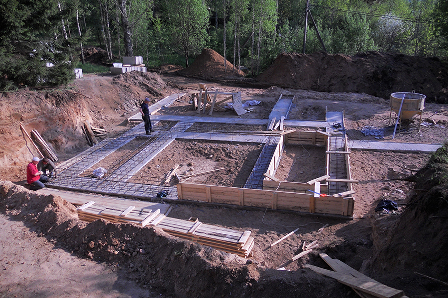 A new analysis by U of T Engineering researchers shows that concrete basements are the top driver of material intensity for new single-family homes. (Photo: twenty20photos, via Envato Elements) 